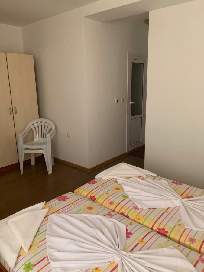 Lilia Guest House Nessebar Extérieur photo